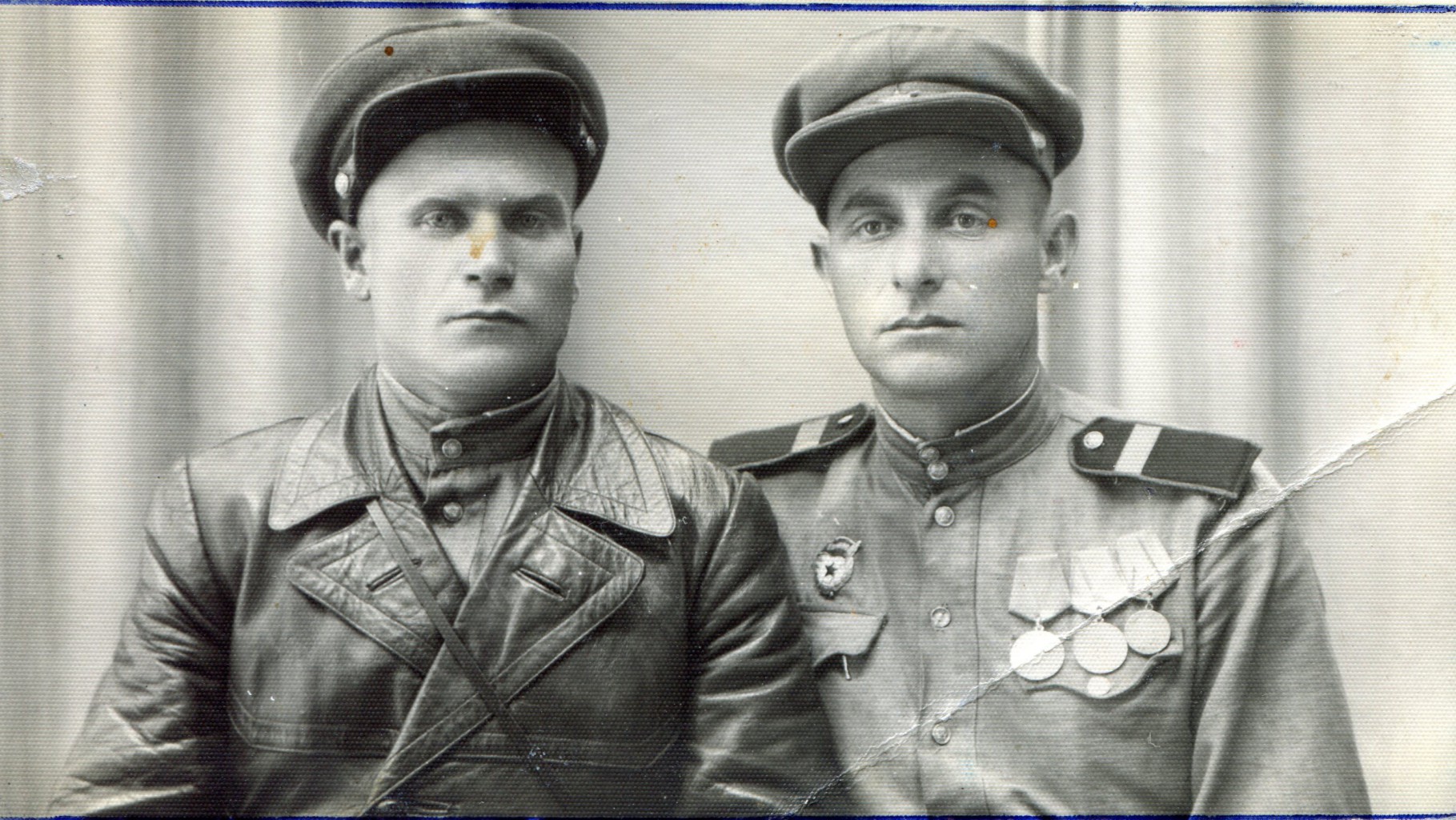 Israel (Igor) Bilousov (pictured right) in Czechoslovakia, 05.07.1945 (from the Museum “Jewish Memory and Holocaust in Ukraine” funds)
